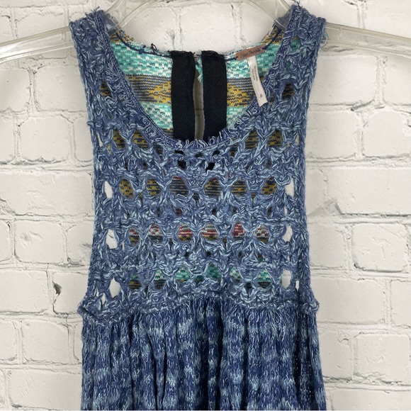 FREE PEOPLE Heart Blue Multi Knit Tunic Top or Dress size small - Picture 4 of 10